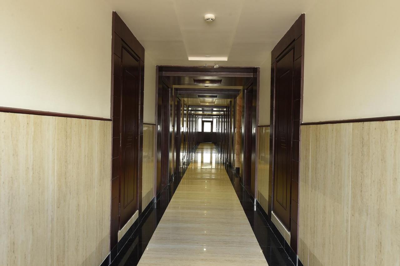Mayas Kem Pride Tiruchirappalli Εξωτερικό φωτογραφία