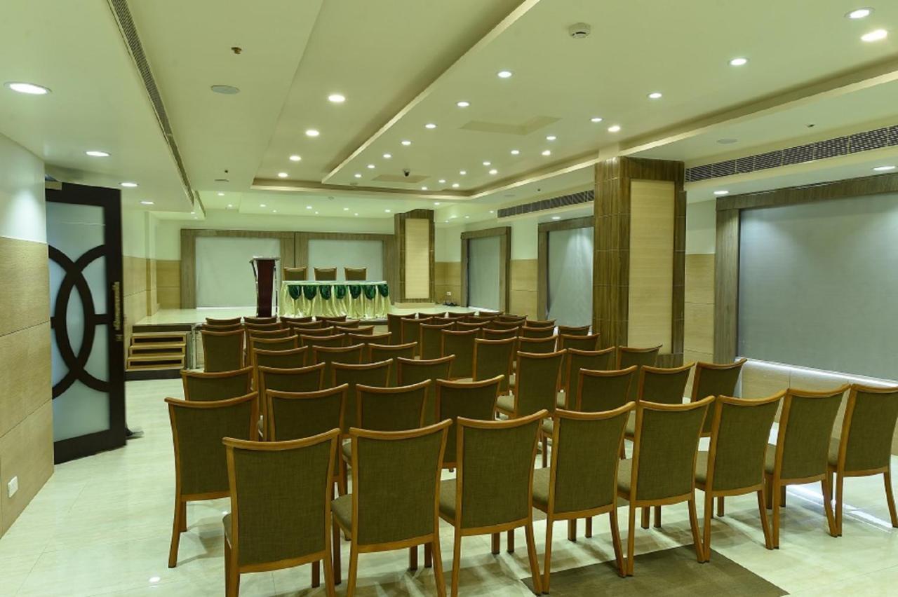 Mayas Kem Pride Tiruchirappalli Εξωτερικό φωτογραφία